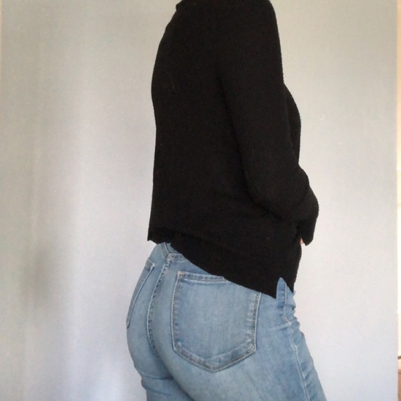 Black cut out long sleeve shirt - Picture 2 of 2